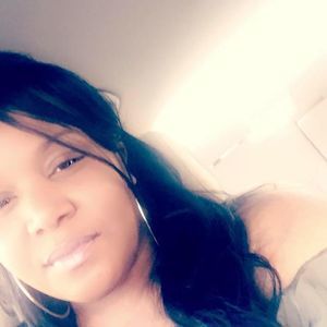 Meet your Posher, Ebony